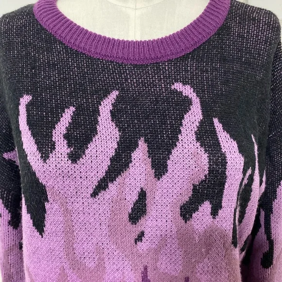 Fire Pattern Drop Shoulder Purple Ombré Flame Oversized Sweater Size Small 4 - Picture 5 of 12